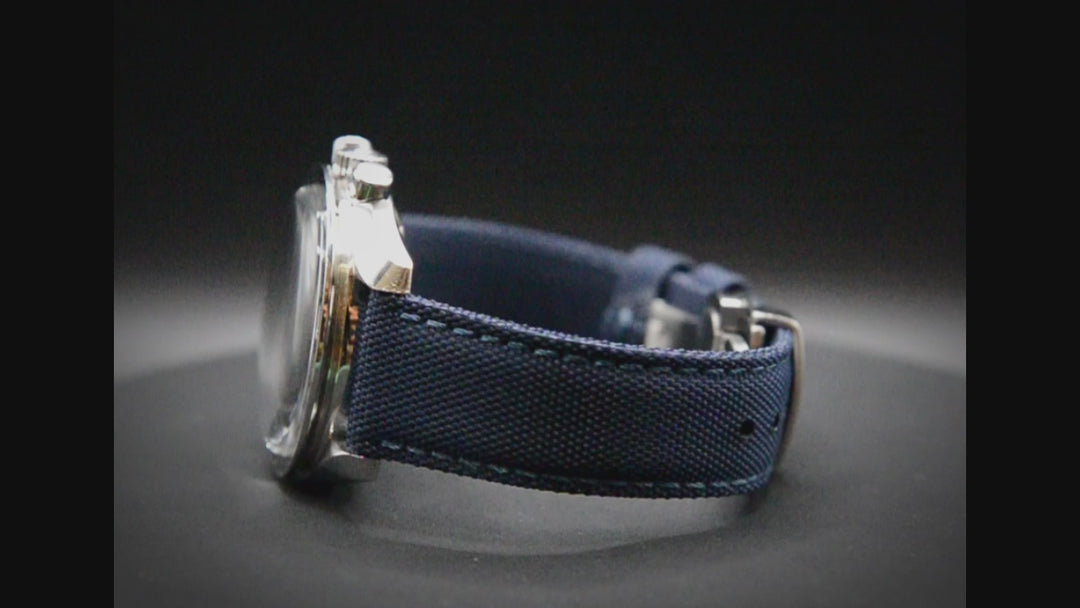 Sailcloth waterproof watch strap. Deployment clasp.