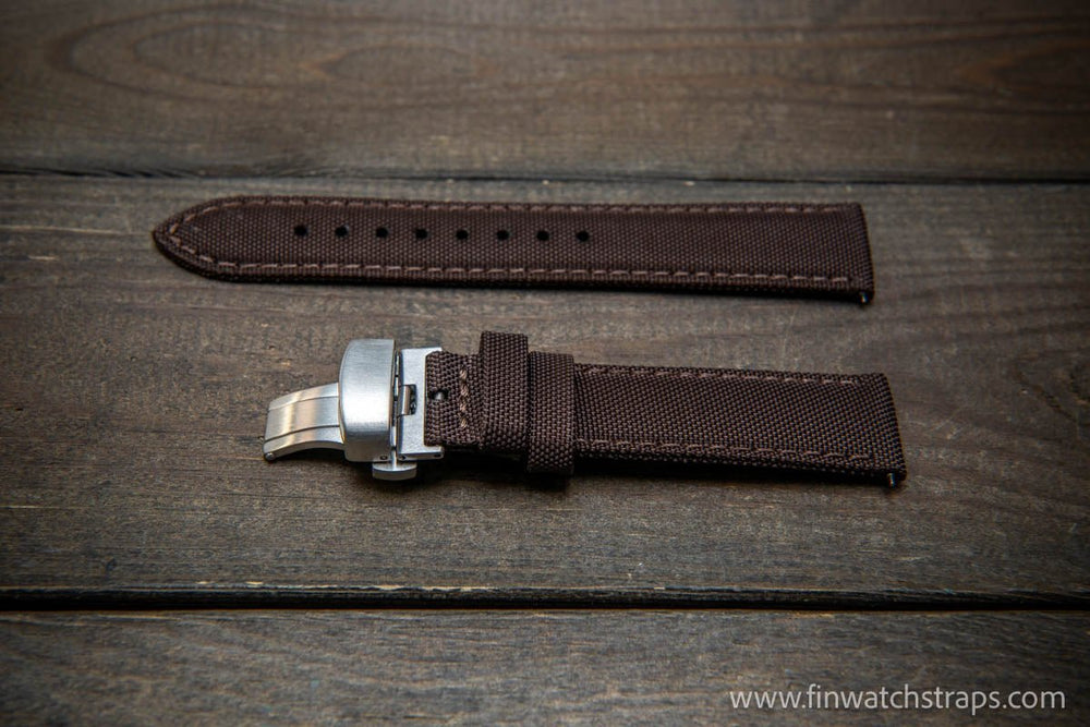 Sailcloth water-resistant watch strap 17-24 mm.